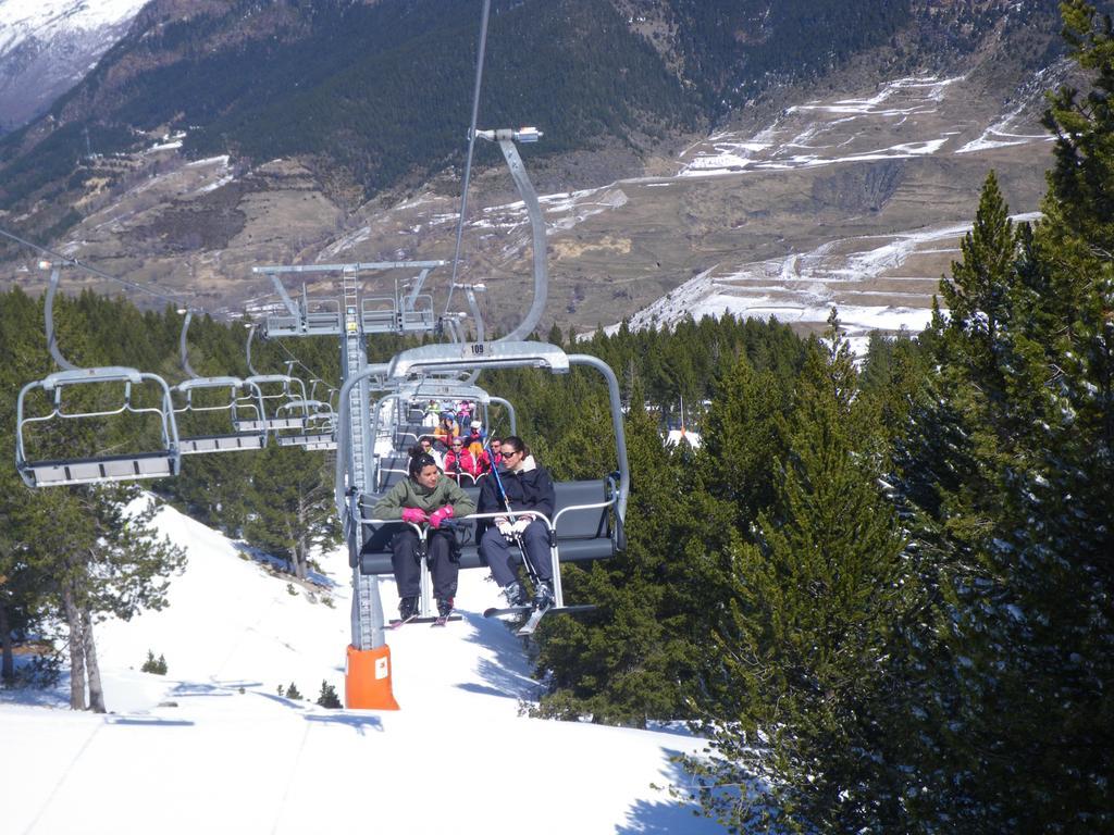 Apartamento La Benasquita 贝纳斯克 外观 照片